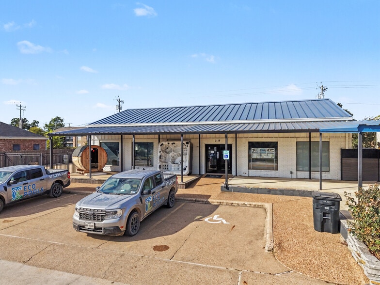 3114 Texas Ave S, College Station, TX for lease - Building Photo - Image 2 of 12