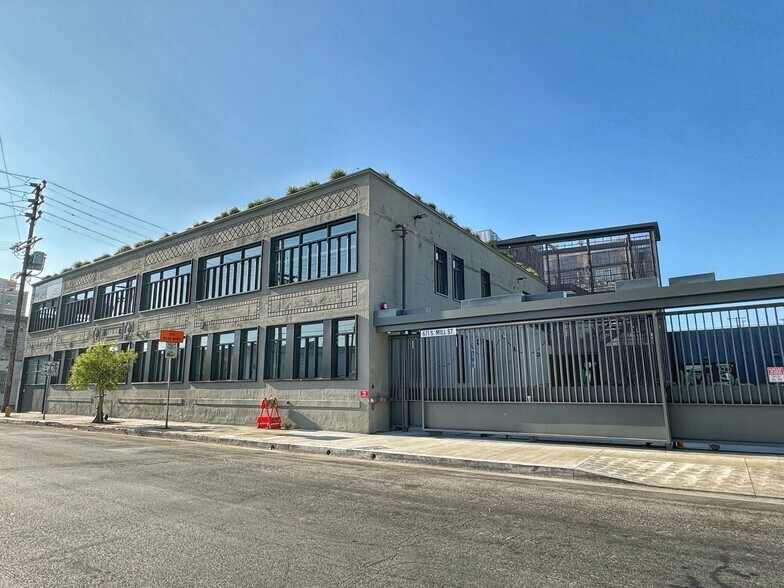 671 Mill St, Los Angeles, CA à louer - Photo du bâtiment - Image 1 de 4