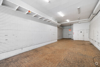 659 Tenth Ave, New York, NY for lease Interior Photo- Image 2 of 11
