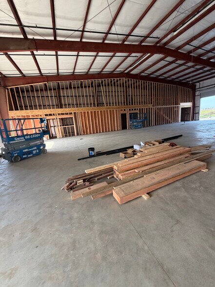 10351 Live Oak Ave, Galt, CA à louer - Photo intérieure - Image 3 de 15