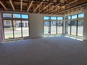7020 W National Ave, West Allis, WI for lease Interior Photo- Image 2 of 4