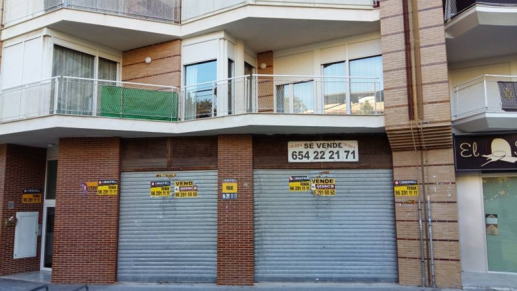 Retail in Ontinyent for sale Building Photo- Image 1 of 2