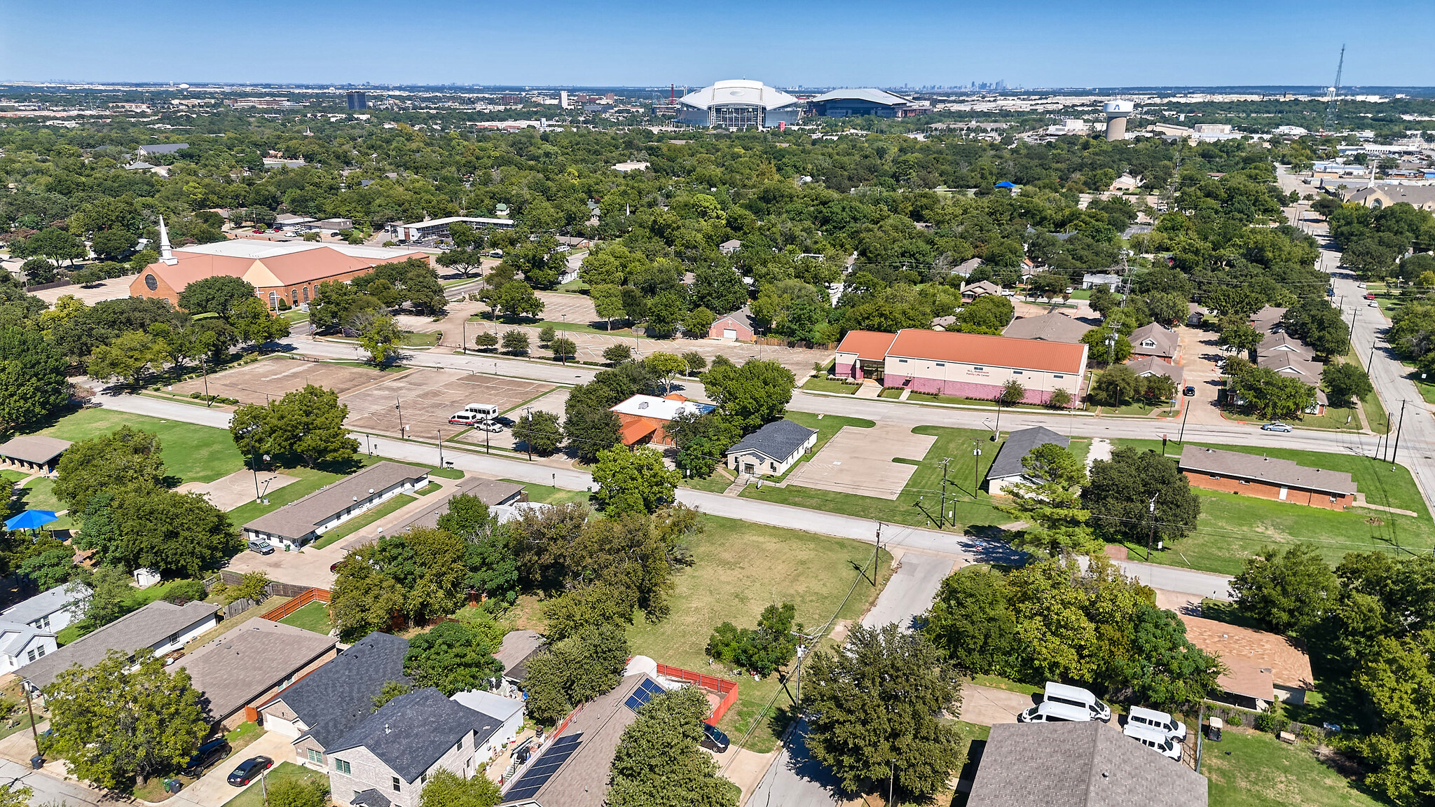 508 Indiana St, Arlington, TX à vendre Photo du b timent- Image 1 de 9