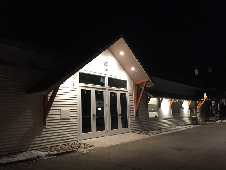 32 Wall St, Madison, CT à louer - Photo du bâtiment - Image 3 de 11