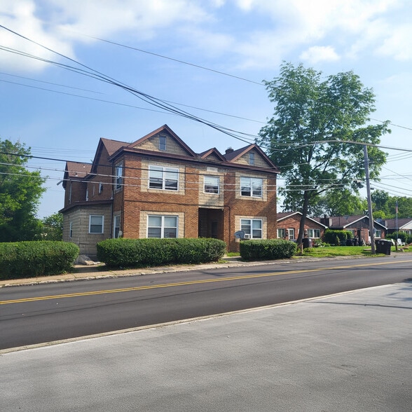 Baldwin/ Whitehall Portfolio portfolio of 3 properties for sale on LoopNet.ca - Building Photo - Image 3 of 3