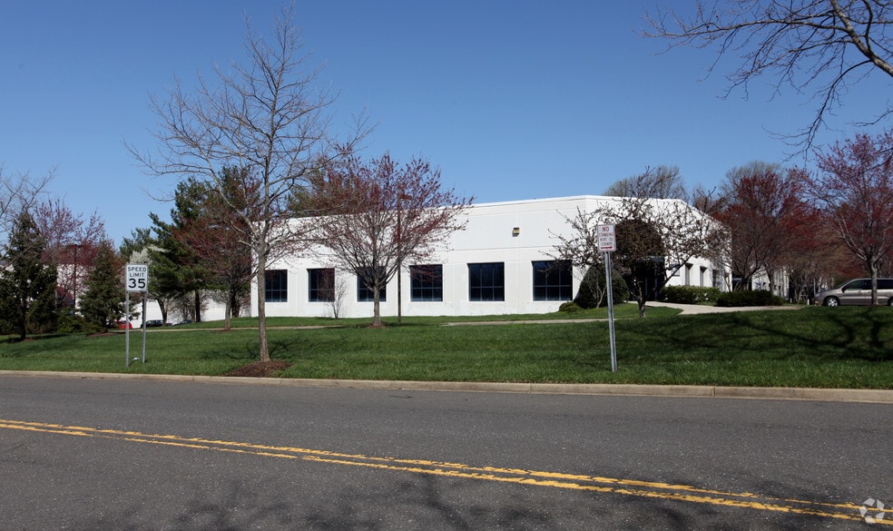 8800-8816 Jericho City Dr, Landover, MD for lease - Primary Photo - Image 3 of 4