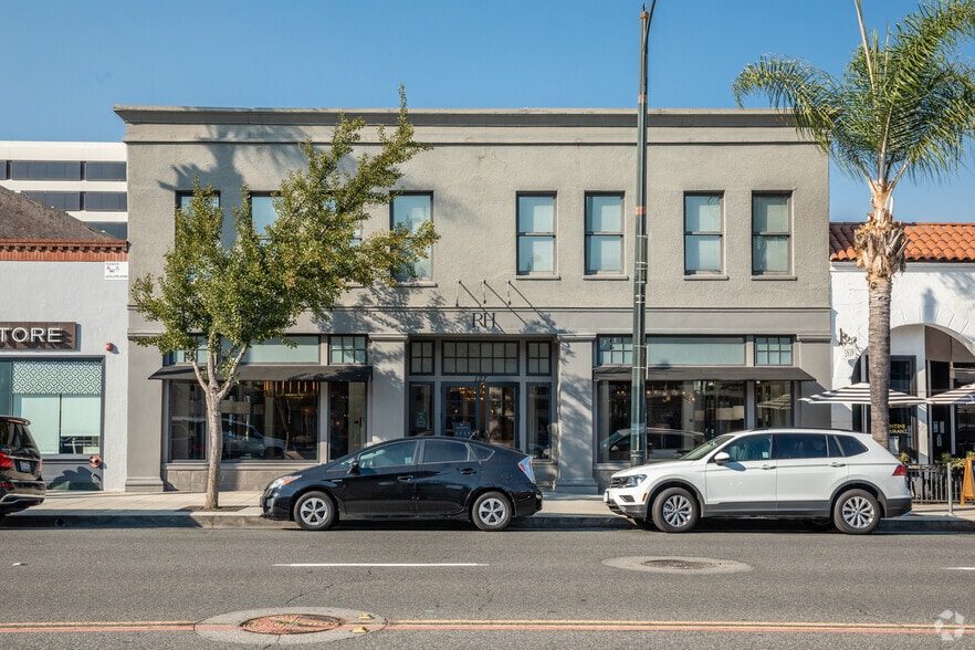 127 W Colorado Blvd, Pasadena, CA for lease - Building Photo - Image 1 of 2