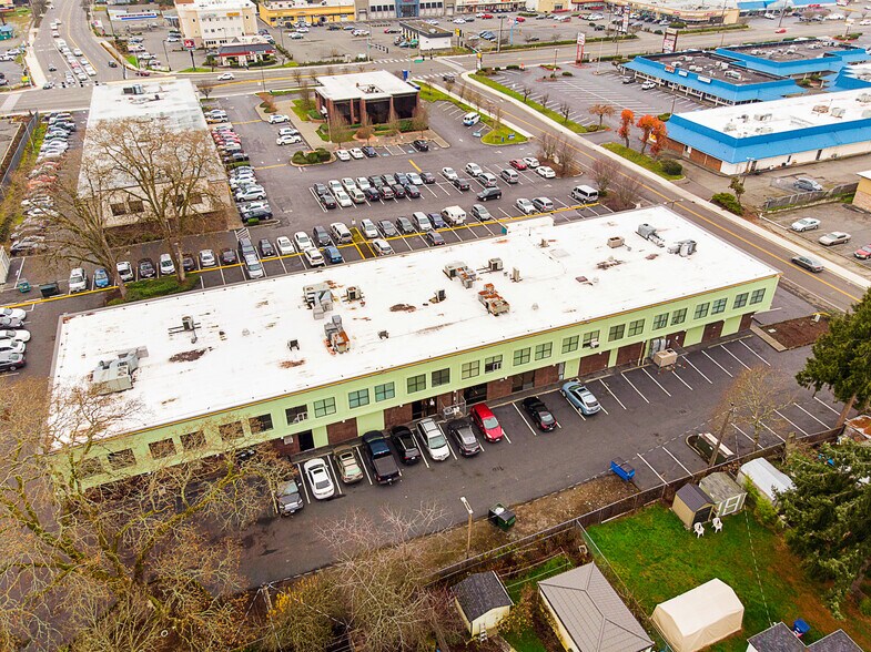 8811 S Tacoma Way, Tacoma, WA à louer - Aérien - Image 3 de 21