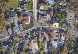 581 Middle Rd, Bayport, NY à louer Photo intérieure- Image 2 de 4