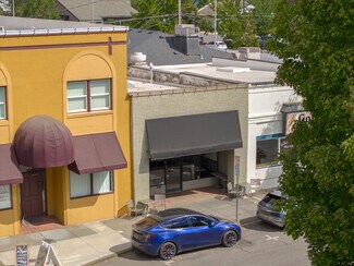 Plus de détails pour 503 E 1st St, Newberg, OR - Commerce de détail à vendre