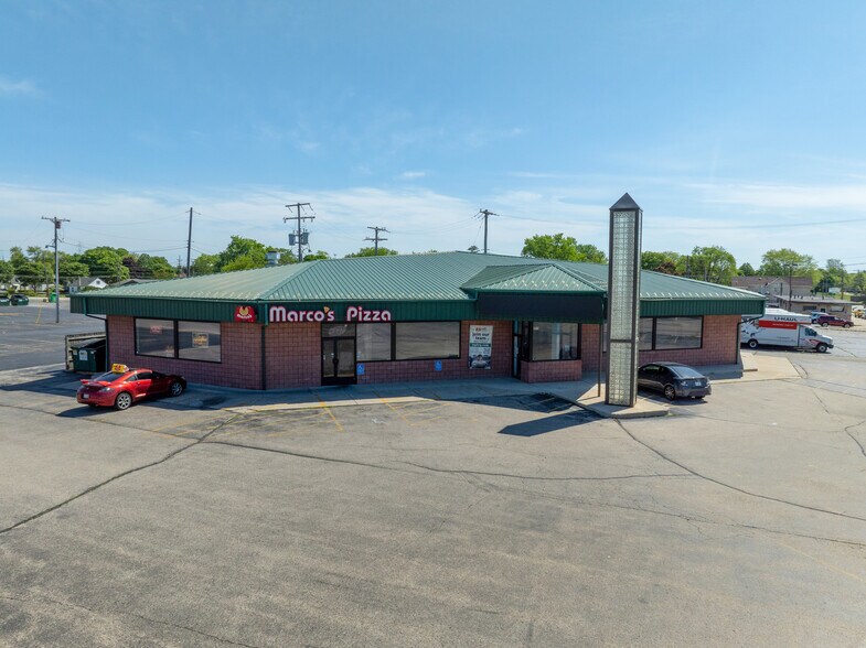 2065 Lathrop Ave, Racine, WI à louer - Photo du bâtiment - Image 3 de 10