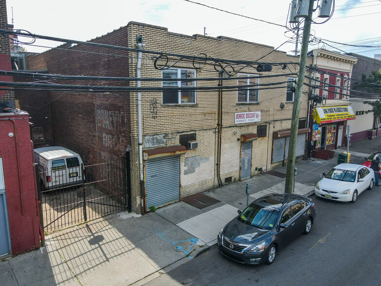 189 Monroe St, Passaic, NJ for sale - Building Photo - Image 1 of 1