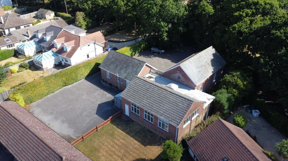 Chapel Ln, Bransgore à vendre - Photo du bâtiment - Image 2 de 3