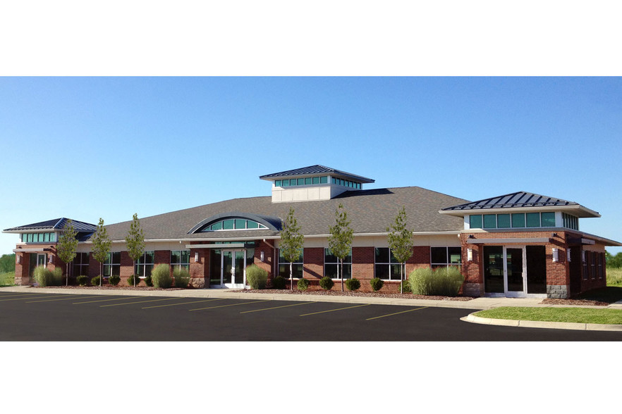 44050 W 12 Mile Rd, Novi, MI for sale - Building Photo - Image 1 of 1