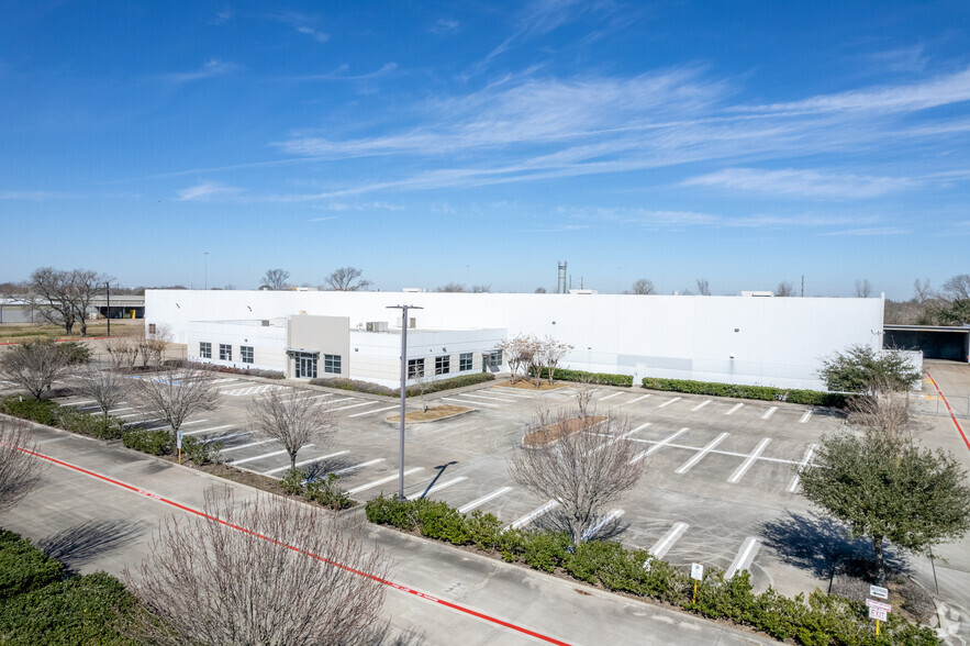 13822 Furman Rd, Houston, TX for lease - Building Photo - Image 1 of 6