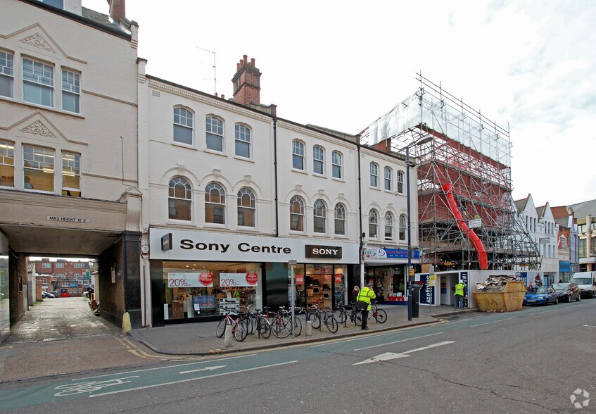 30-36 Fife Rd, Kingston Upon Thames à louer - Photo principale - Image 1 de 4