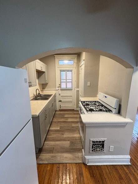 4048 Giles Ave, Saint Louis, MO à vendre - Photo du bâtiment - Image 2 de 7