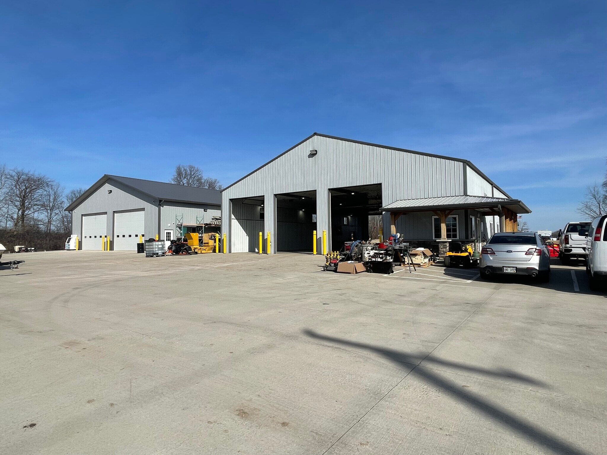 1521 Industrial Ave, Jefferson, WI for sale Primary Photo- Image 1 of 20