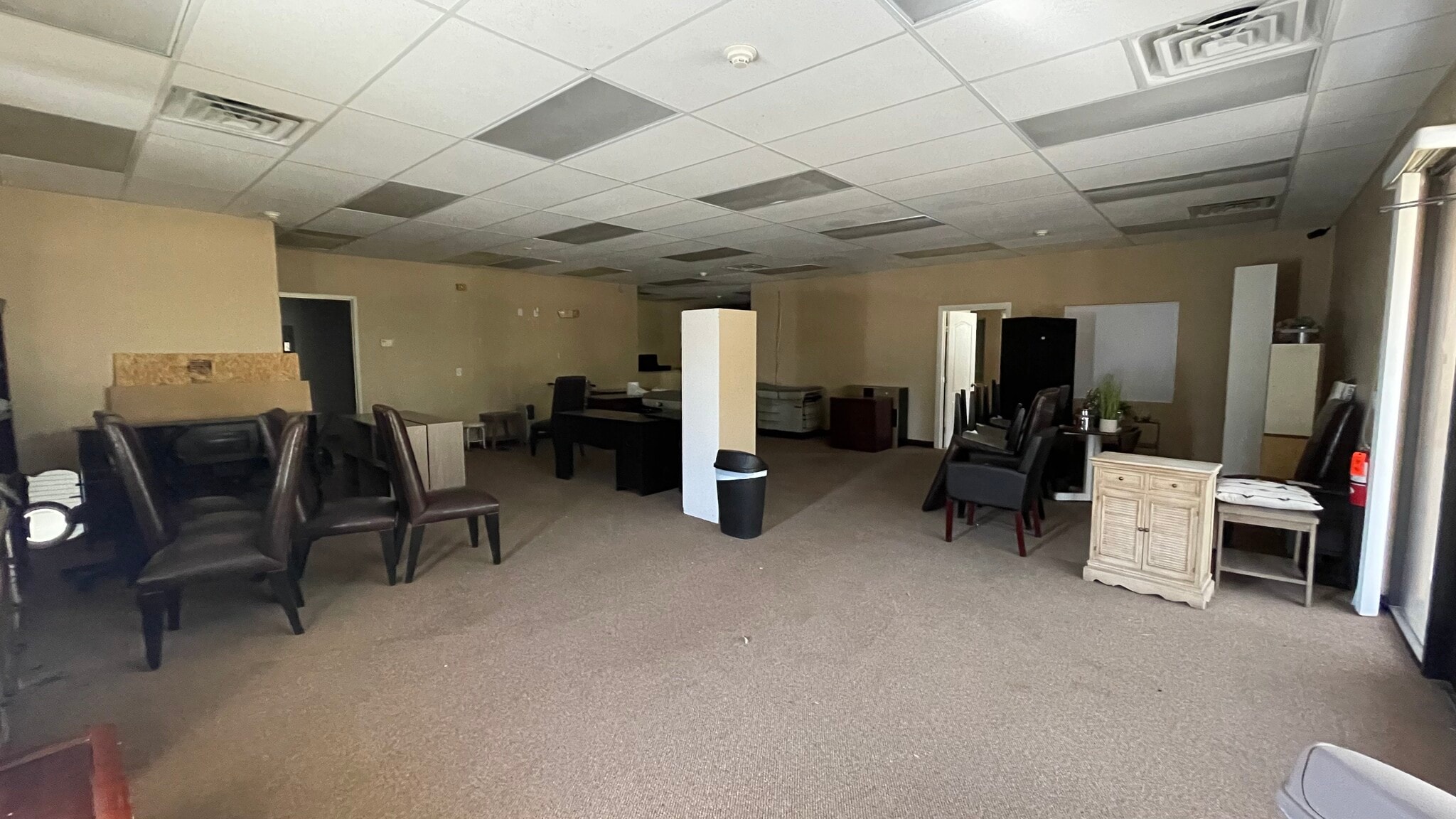 1151 E Postal Dr, Pahrump, NV for lease Interior Photo- Image 1 of 5