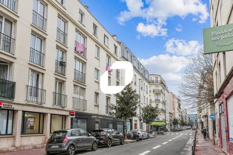 Office in Levallois-Perret for sale - Building Photo - Image 3 of 14