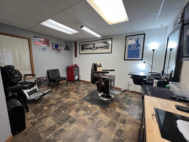 402 E Main St, Riverton, WY à vendre - Photo intérieure - Image 2 de 37