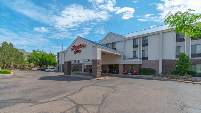 More details for 5500 Stone Creek Cir, Loveland, CO - Hospitality for Sale