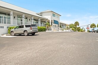 10095 Overseas Hwy, Marathon, FL for lease Interior Photo- Image 2 of 59