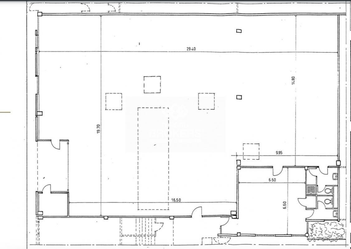 Industrial in Vitrolles for lease Building Photo- Image 1 of 3