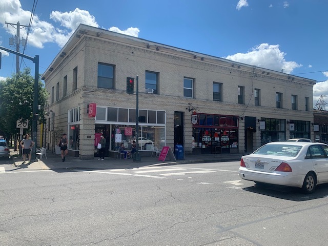 3632-3646 SE Hawthorne Blvd, Portland, OR for sale - Building Photo - Image 3 of 27