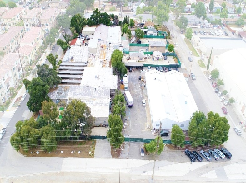 140 S 3rd Ave, Upland, CA à louer - Photo principale - Image 1 de 13