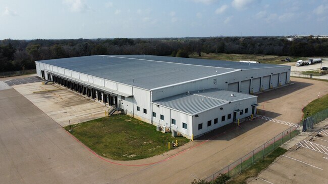 Plus de détails pour 2799 N Earl Rudder Fwy, Bryan, TX - Industriel à louer