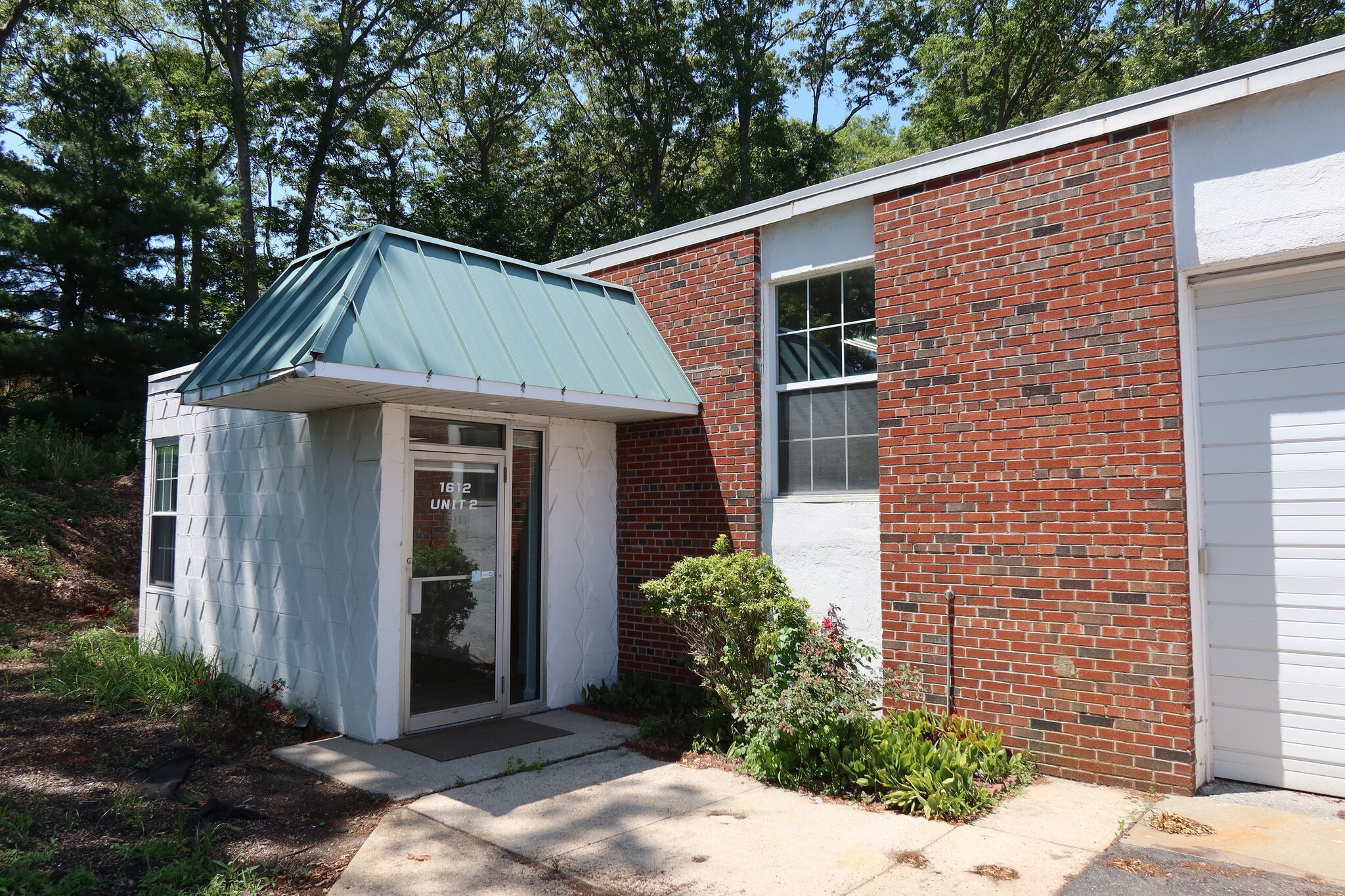 1612 N Ocean Ave, Holtsville, NY for lease Building Photo- Image 1 of 10
