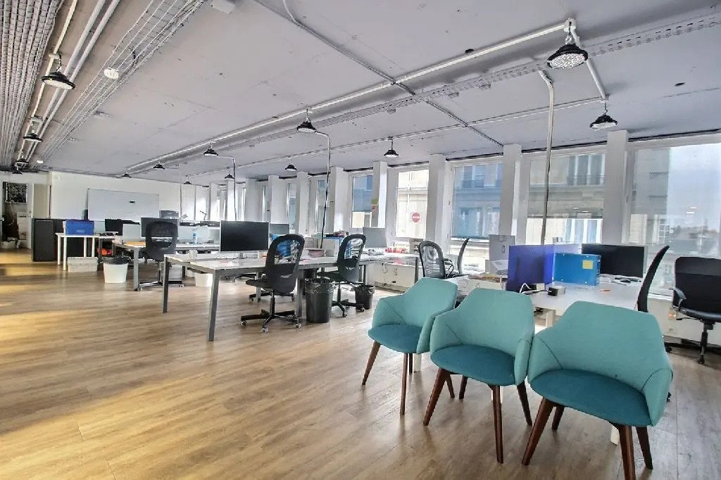 43-45 Rue De Naples, Paris à louer Photo intérieure- Image 1 de 14