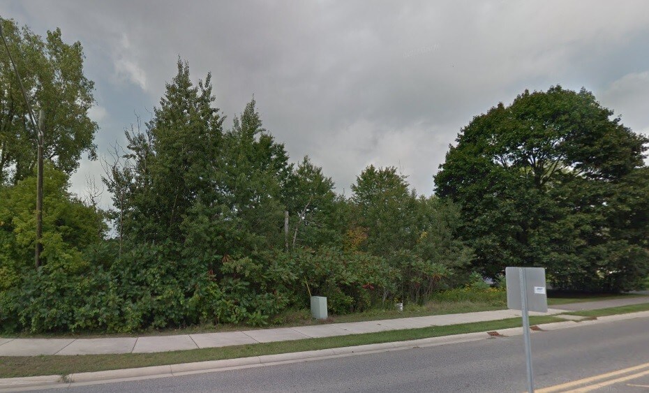 Indianwood Rd, Orion Township, MI à vendre - Photo du bâtiment - Image 2 de 2