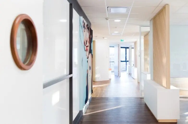 40 Rue Fanfan La Tulipe, Boulogne-Billancourt for lease - Building Photo - Image 2 of 13