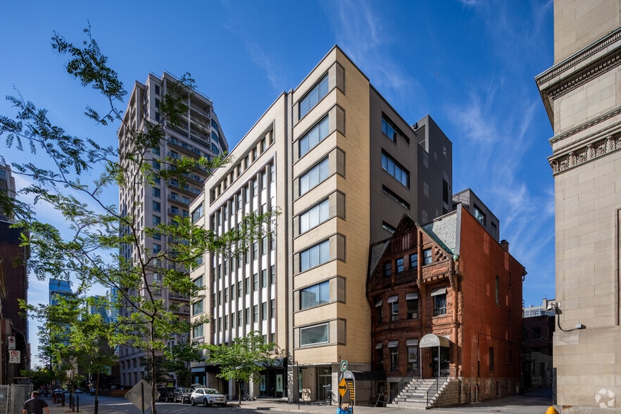 2100-2110 Rue Drummond, Montréal, QC à louer - Photo du bâtiment - Image 2 de 3