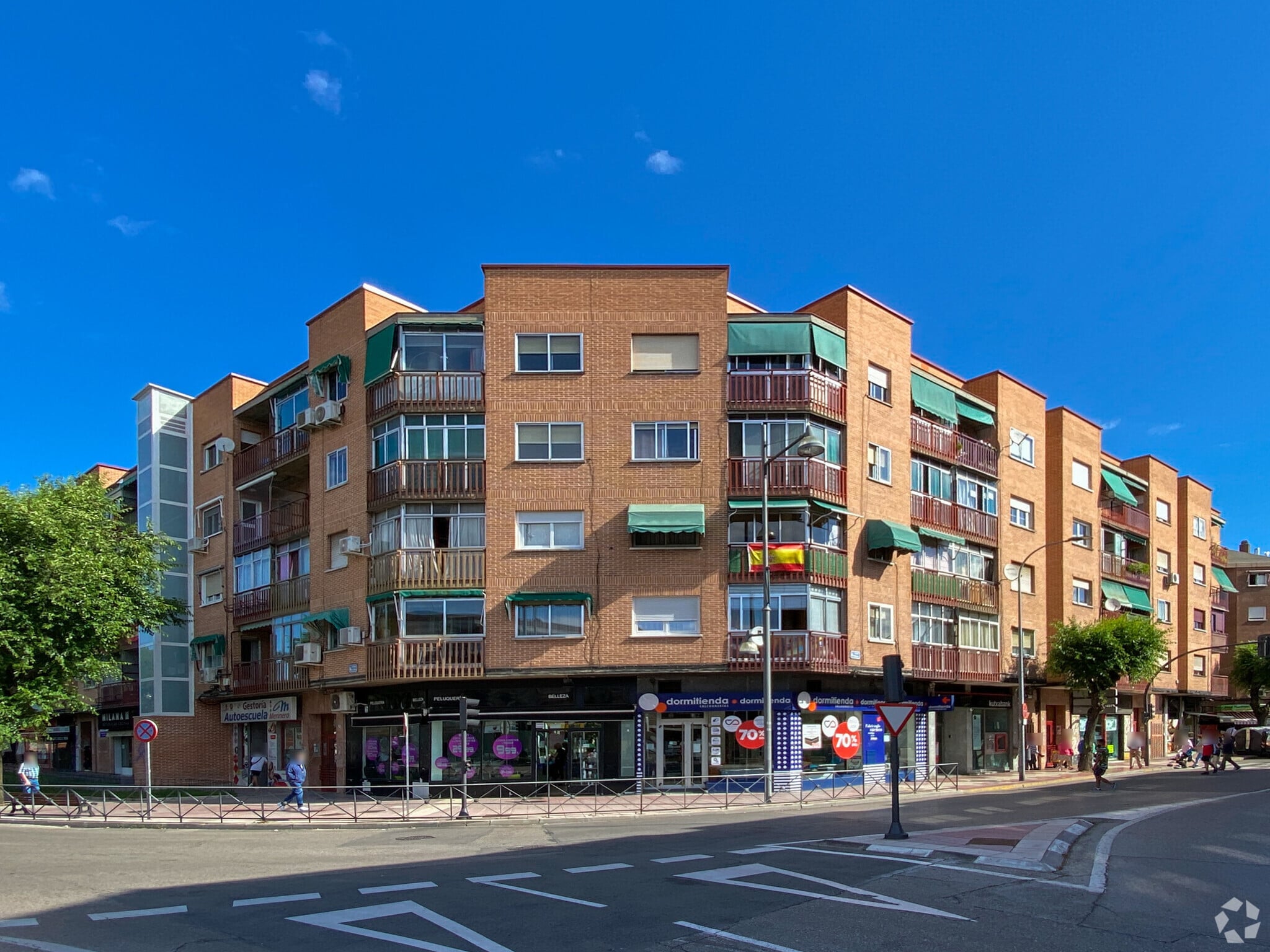 Immeuble residentiel dans San Sebastián de los Reyes, Madrid à vendre Photo principale- Image 1 de 2