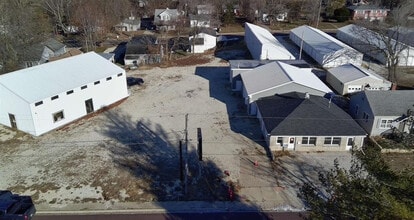 421 E Moneta Ave, Peoria Heights, IL à louer Photo intérieure- Image 1 de 22