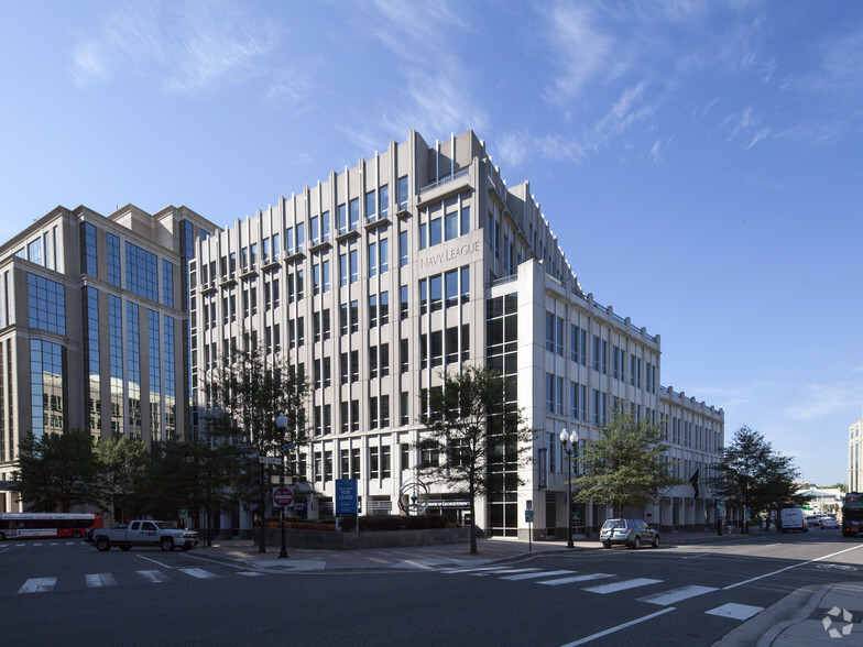 2300 Wilson Blvd, Arlington, VA for lease - Building Photo - Image 2 of 19