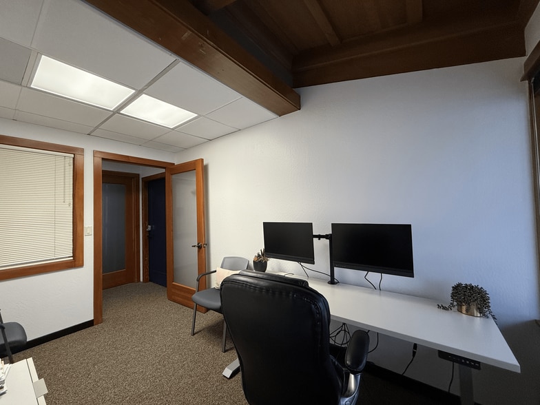 851 Irwin St, San Rafael, CA for lease - Building Photo - Image 2 of 5