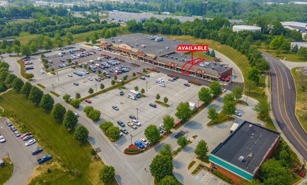 400-570 Simpson Dr, Chester Springs, PA à louer - Photo du bâtiment - Image 1 de 1