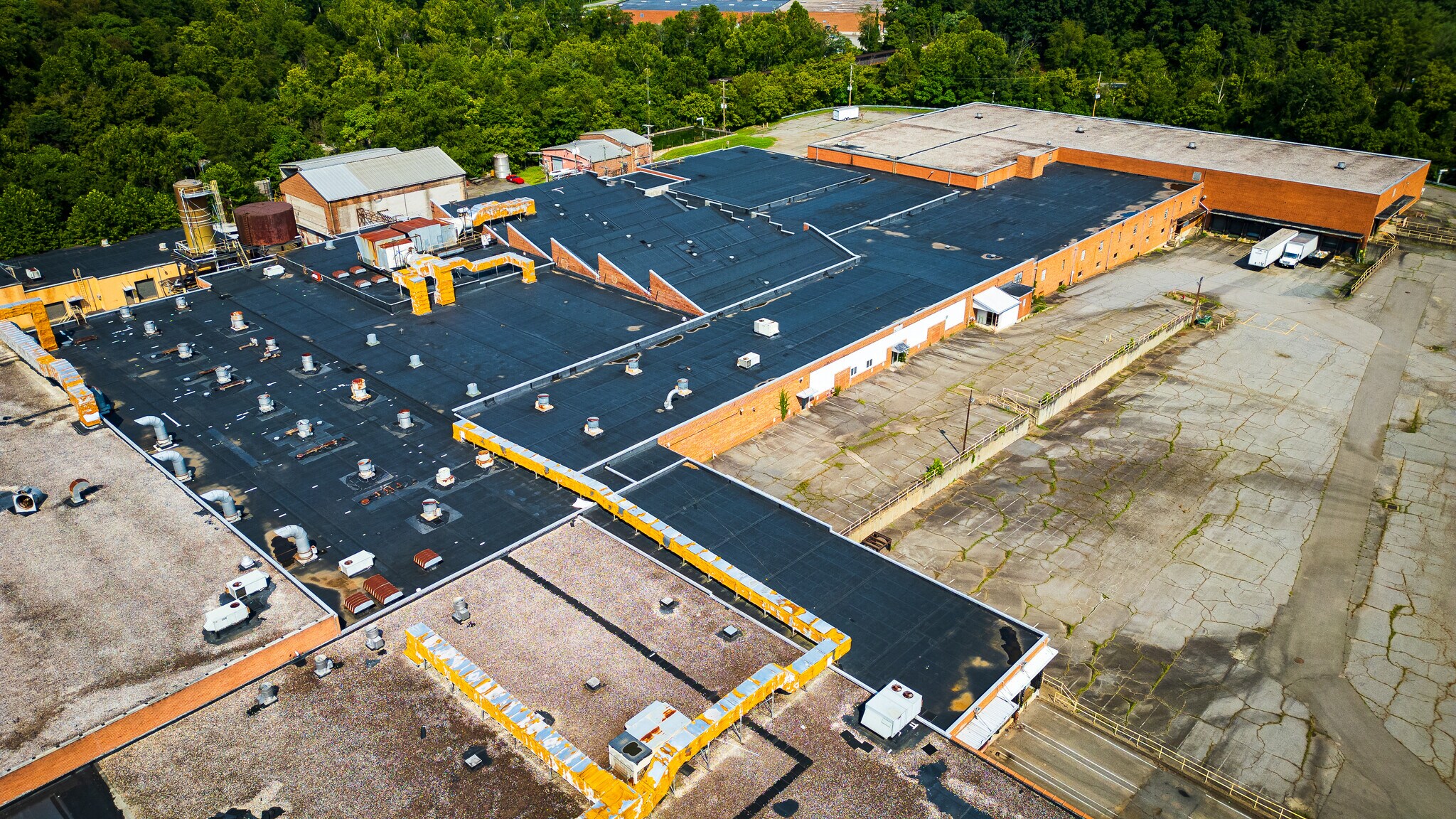 1 Walker Rd, Martinsville, VA à vendre Photo du bâtiment- Image 1 de 14