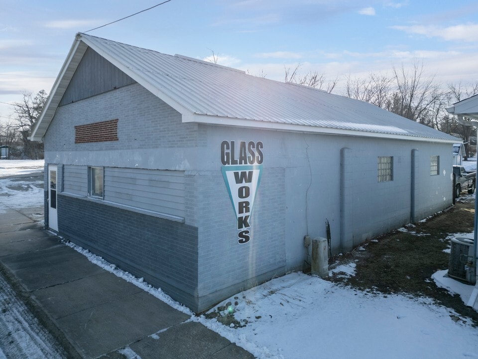 1004 5th Ave, Charles City, IA for sale Primary Photo- Image 1 of 20