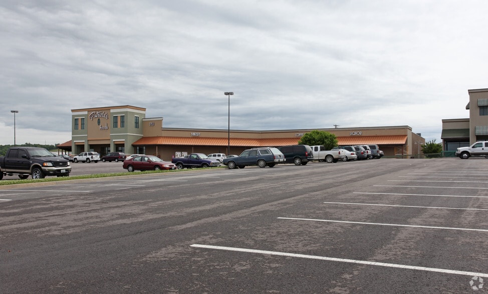 1212 W Old Highway 40, Odessa, MO à vendre - Photo du bâtiment - Image 3 de 3