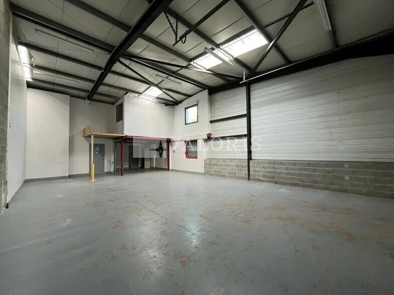 Flex dans Vaulx-en-Velin à louer - Photo intérieure - Image 2 de 5