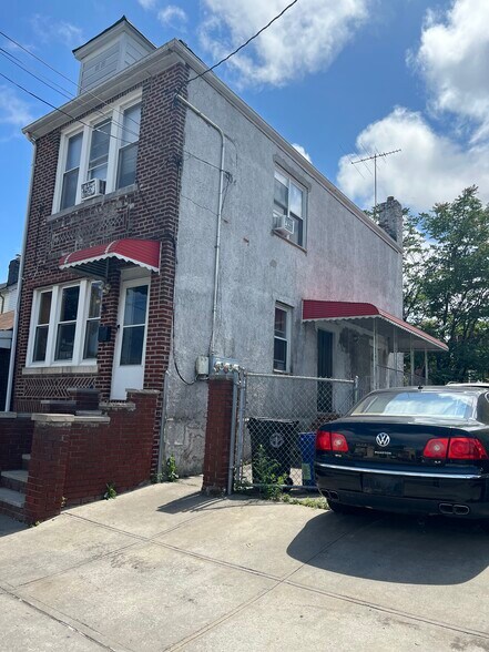 994 Remsen Ave, Brooklyn, NY à vendre - Photo du bâtiment - Image 3 de 11