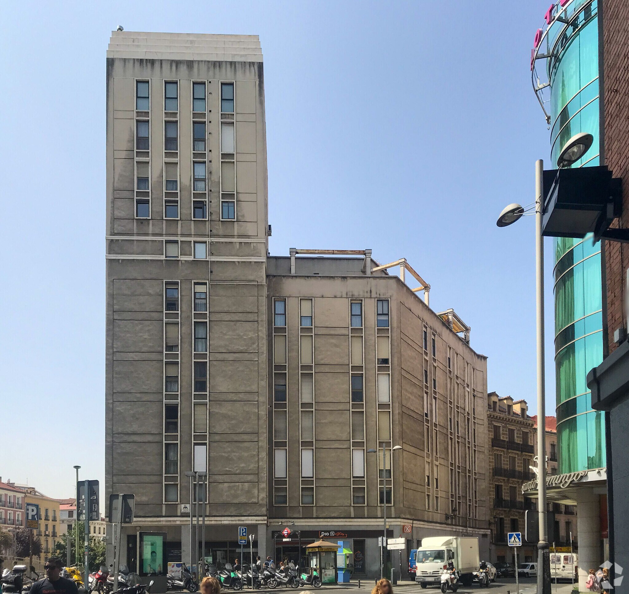 Plaza Santo Domingo, s/n, Madrid, Madrid for sale Primary Photo- Image 1 of 1