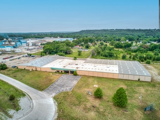 Plus de détails pour 601 US 75, Henryetta, OK - Industriel à vendre