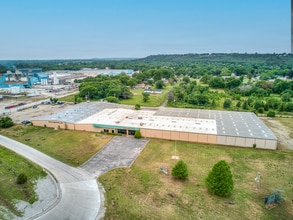 601 US 75, Henryetta, OK - Aerial  map view