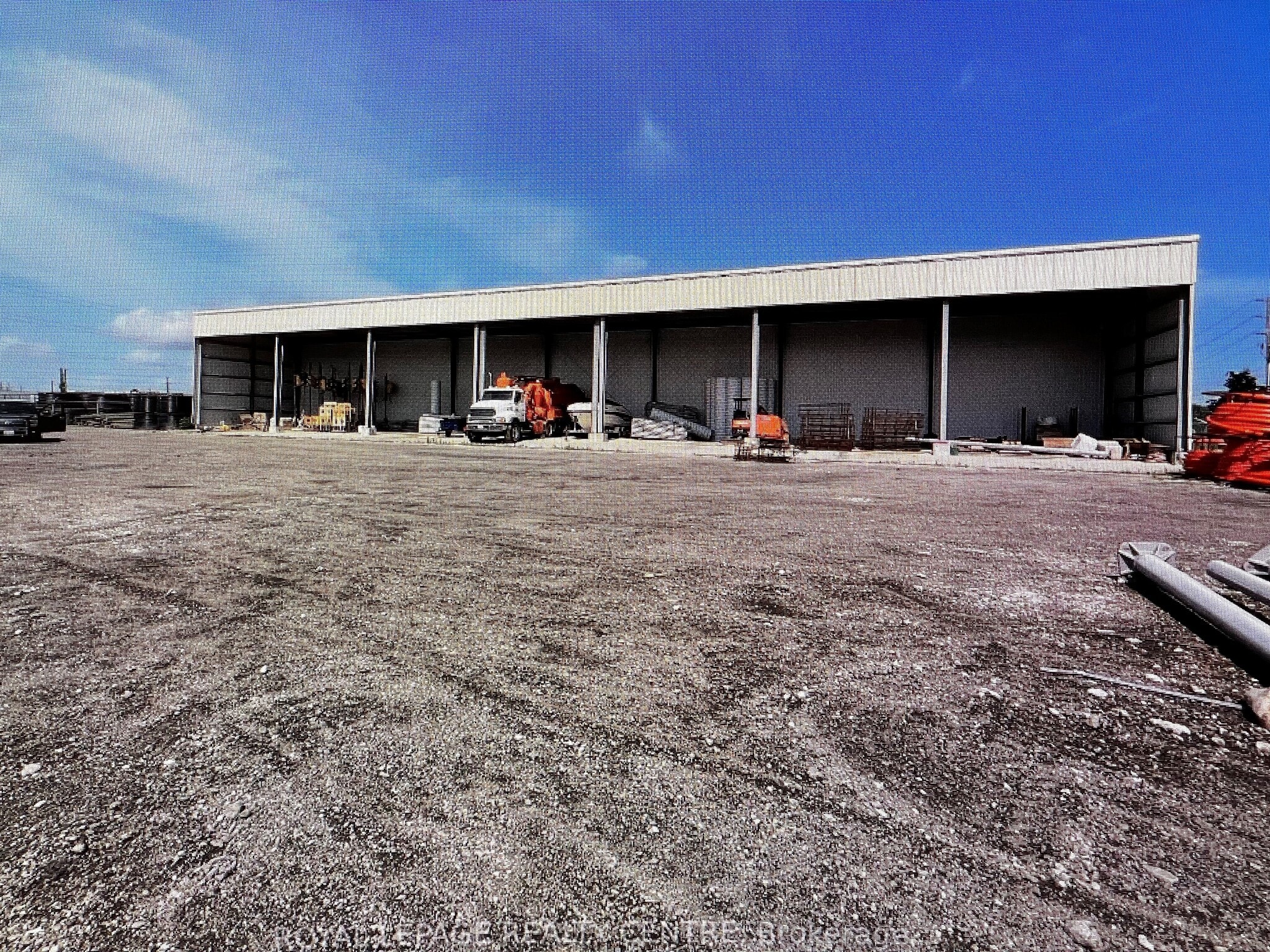 850 Cumberland Ave, Burlington, ON for sale Primary Photo- Image 1 of 1